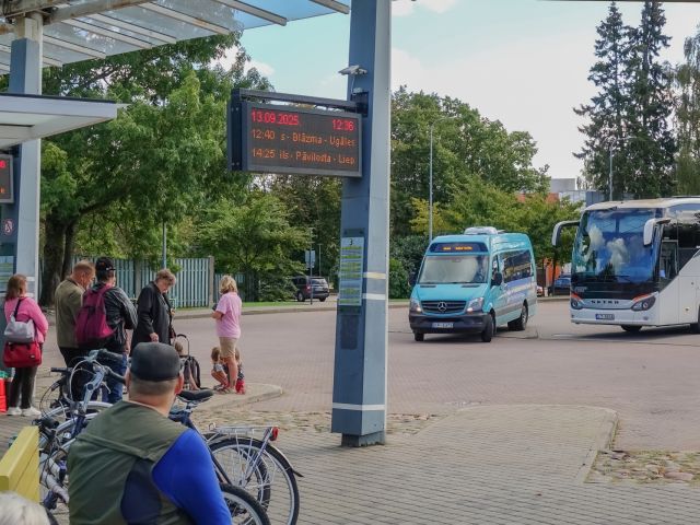 Kā autobusā pārvadāt velosipēdu vai mājdzīvnieku